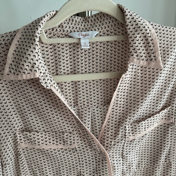 Candies Light Pink with Black Arrow Button Down Blouse size S - Picture 3 of 4